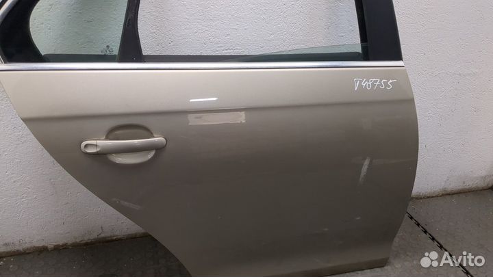 Дверь правая задняя Volkswagen Jetta 5