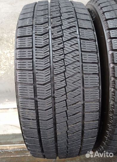 Bridgestone Blizzak Ice 225/45 R17 99W