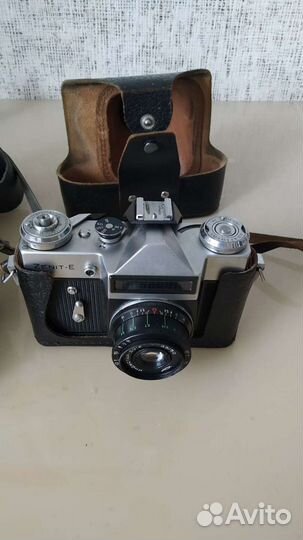 Пленочный фотоаппарат зенит