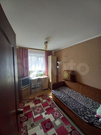 Комната 10 м² в 3-к., 1/5 эт.