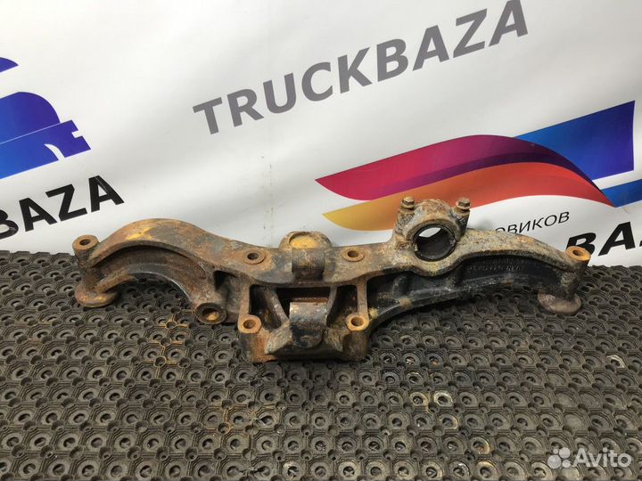 81436403210 Кронштейн пневморессоры левый