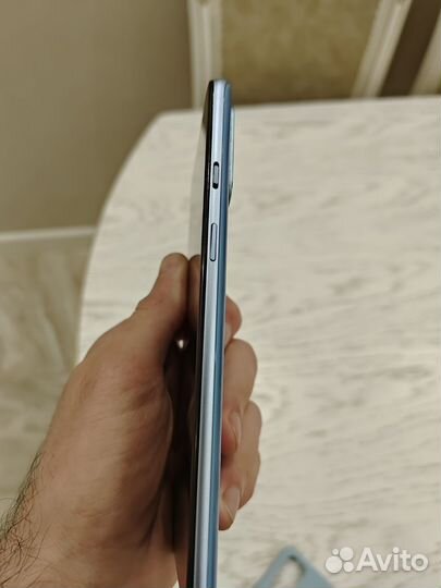 OnePlus 9R, 8/256 ГБ
