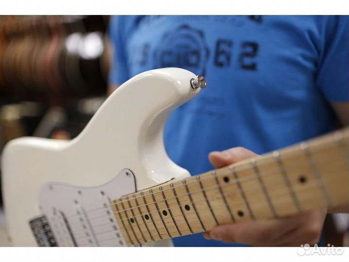 Fabio ST200 WH электрогитара белая