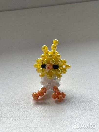 Цыплёнок из бисера амигуруми