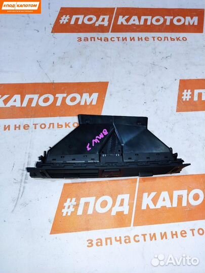 Дефлектор обдува салона центральный BMW 3 E90 2005