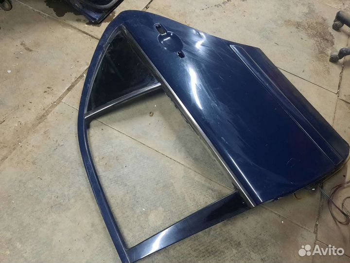 Дверь задняя левая на mercedes W210