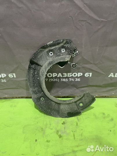 Кожух переднего L тормозного диска BMW 5 F10