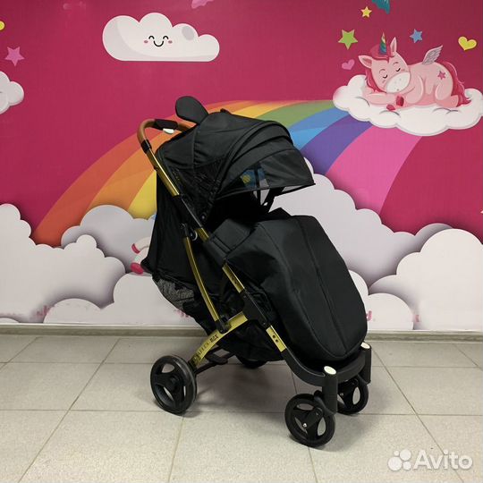 Прогулочная коляска Новая