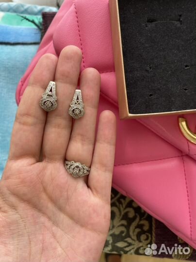 Комплект с бриллиантами