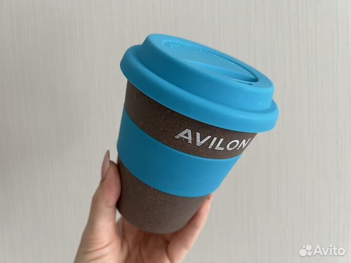 Стакан для горячих напитков с крышкой Avilon