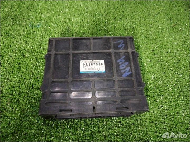 Блок управления двс Mitsubishi Chariot