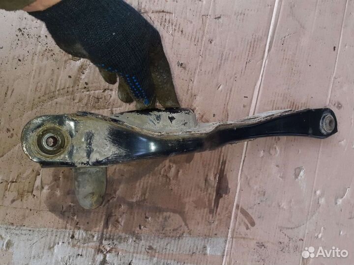 Рычаг задний правый нижний Форд Фокус 1