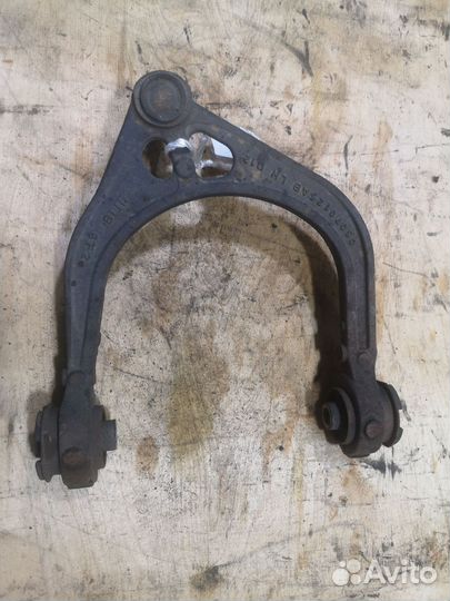 Передние рычаги Dodge Magnum LX