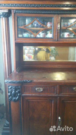 Антикварный Буфет с зеркалом. Примерно 50х-60х г