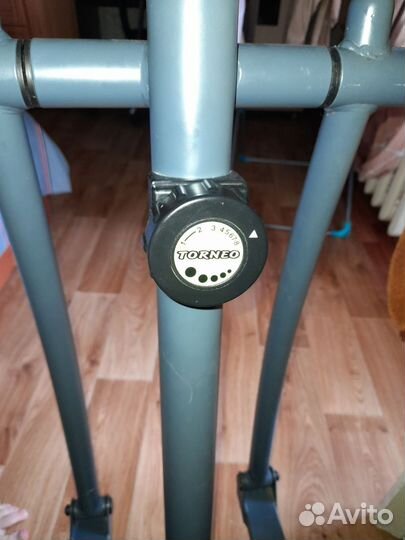 Эллиптический тренажер torneo