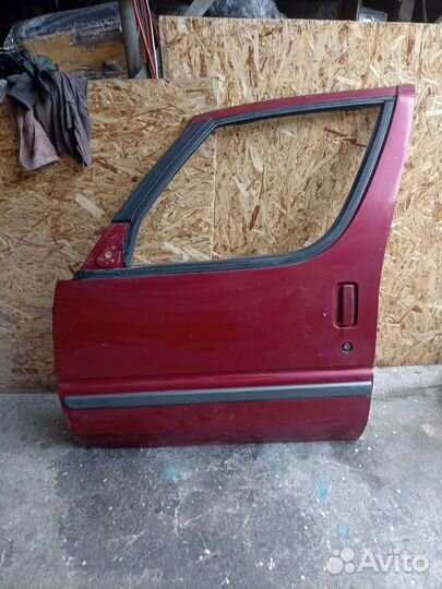 Chevrolet lumina apv передняя левая дверь