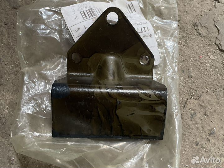 Планка успокоителя цепи газораспределения Suzuki