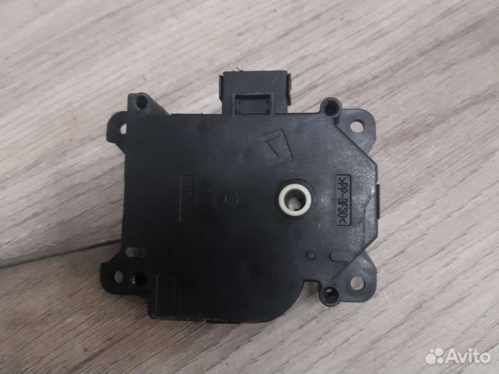 Моторчик заслонки печки honda cr-v 3