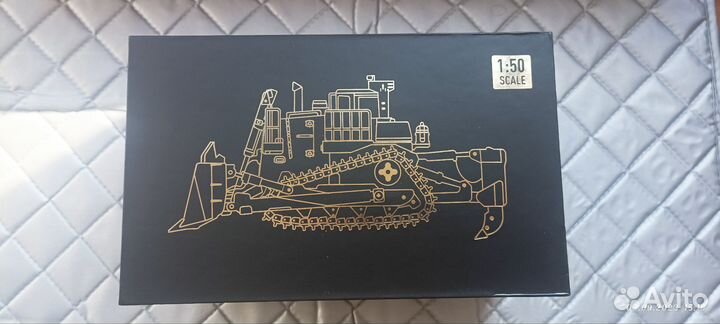 Huina 1:50 Коллекционная модель