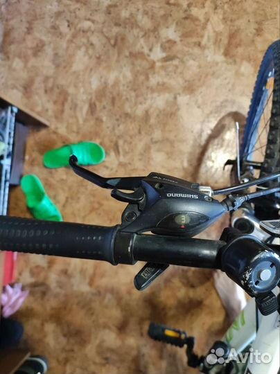 Велосипед на алюминевой раме univega ht 5200