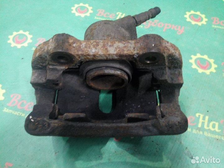 Суппорт передний правый Chery Bonus седан 1.5Л