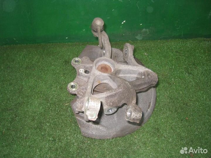 Кулак задний левый Peugeot 407 (6E) 2005