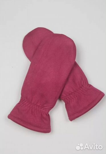 Варежки женские розовые