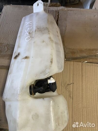 Насос омывателя с бачком Renault Dacia Duster