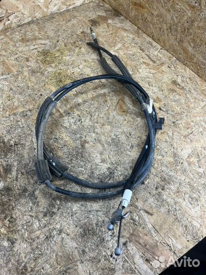 Трос ручника Ford Focus 2 2010
