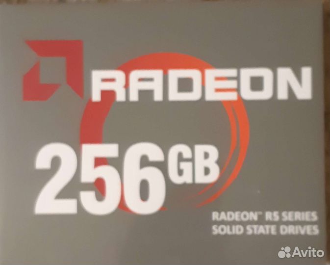 Ssd диск 256 Ггб AMD Radeon