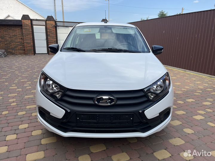 LADA Granta 1.6 МТ, 2024, 2 км