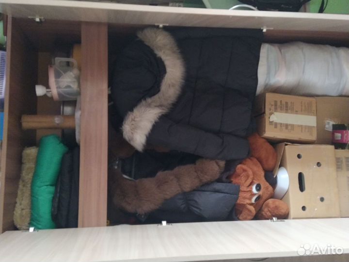 Шкаф плательныи в хорошем состоянии новыи