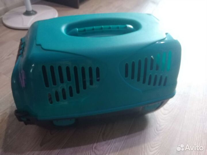 Переноска для кошек пластиковая