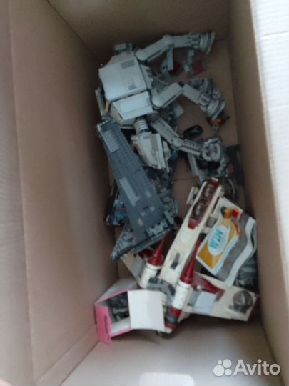 Lego звездные войны 2 коробки + человечки