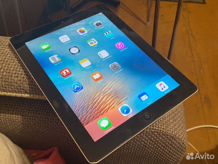 Планшет apple iPad 3 модель 12,6 gb