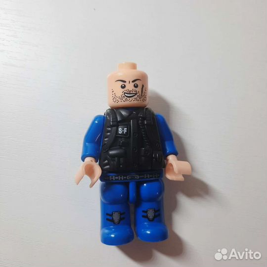 Lego человечки