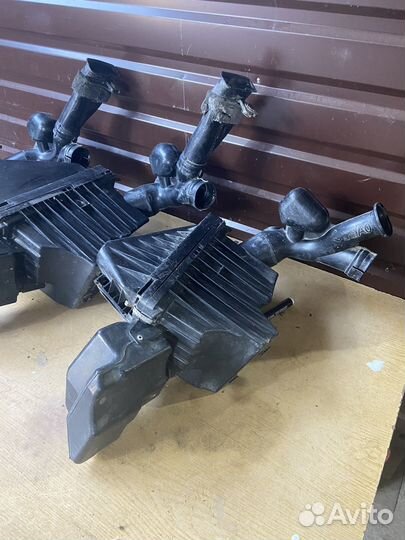 Корпус воздушного фильтра на ниссан