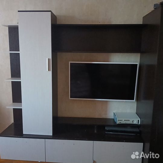 Стенка в гостиную