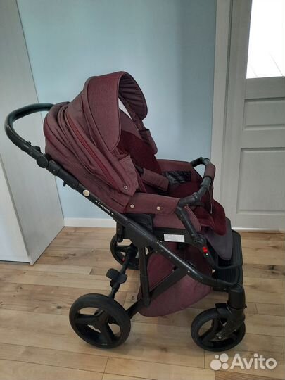 Детская коляска 3 в 1