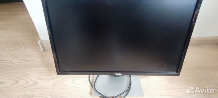 Монитор dell