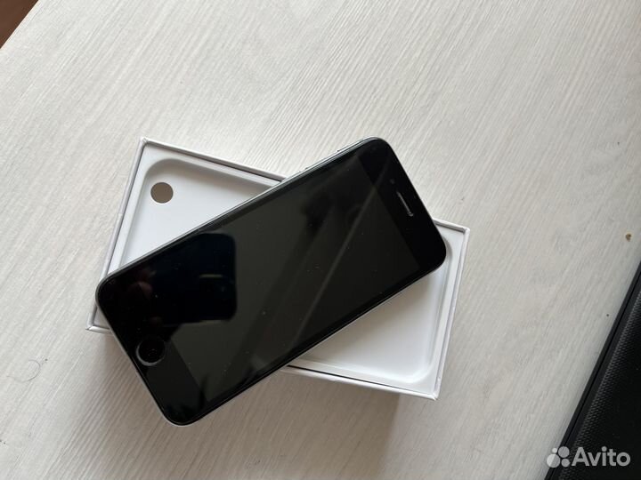 iPhone 6, 16 ГБ