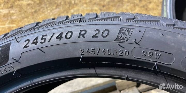Michelin Pilot Alpin 5 245/40 R20