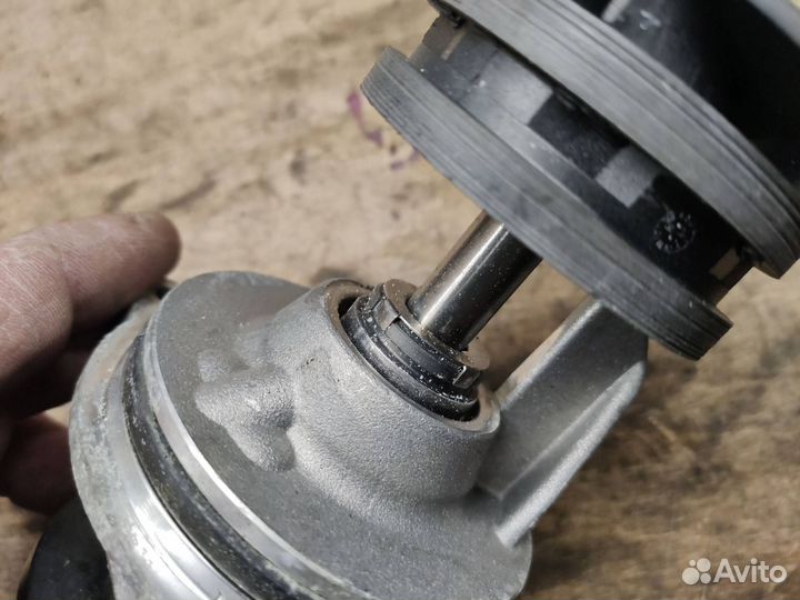 Водяная помпа BMW M5 E60/E61 2006 4092830