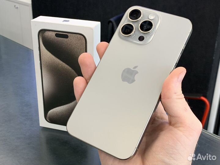 iPhone 15 Pro Max, 256 ГБ