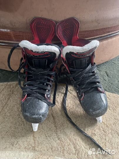 Хоккейные коньки bauer vapor