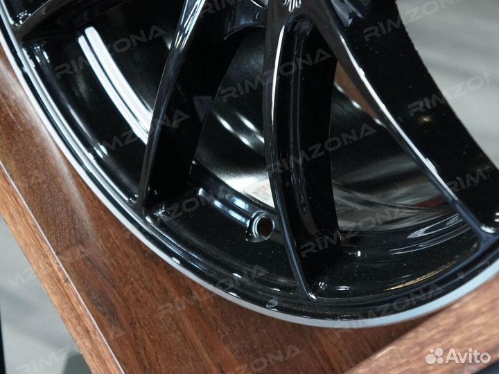 Литые диски Rays R18 для Audi. Арт2131