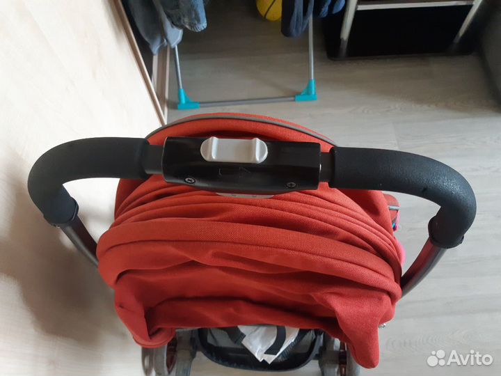 Коляска прогулочная
