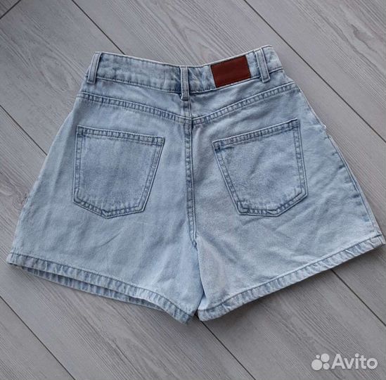 Джинсовые шорты