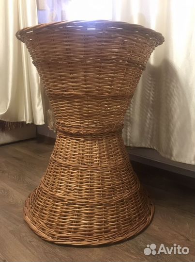 Корзина плетеная большая