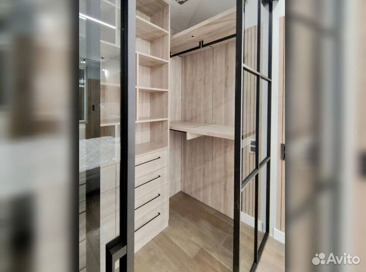 Шкафы гардеробные под заказ